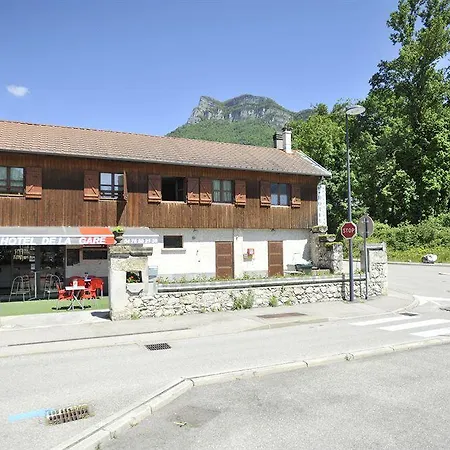 Szálloda Alp'hotel Voreppe